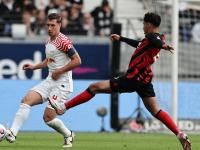 IM电竞官网入口-法兰克福队力挫对手德国国内足球联赛登上巅峰