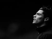 IM电竞博彩-赛道上的双面戏剧，梅赛德斯险胜索伯，维斯塔潘惊艳全场