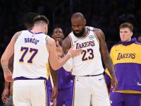 IM电竞官网入口-篮网队遭遇伤病连连，面临缺兵少将的困境的简单介绍