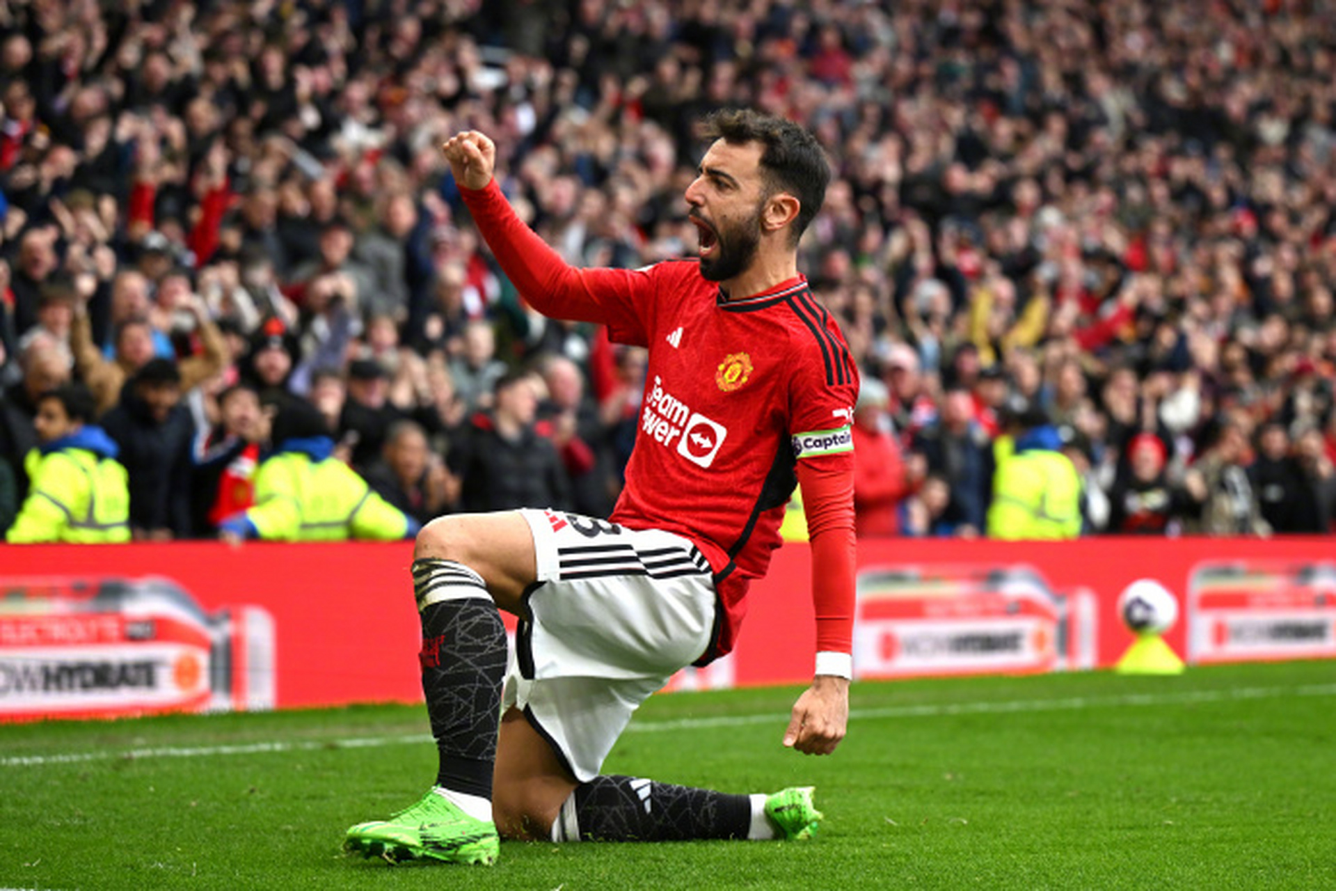 关于曼联憾负拜仁,告别欧冠赛场!的信息 关于曼联憾负拜仁,告别欧冠赛场!的信息