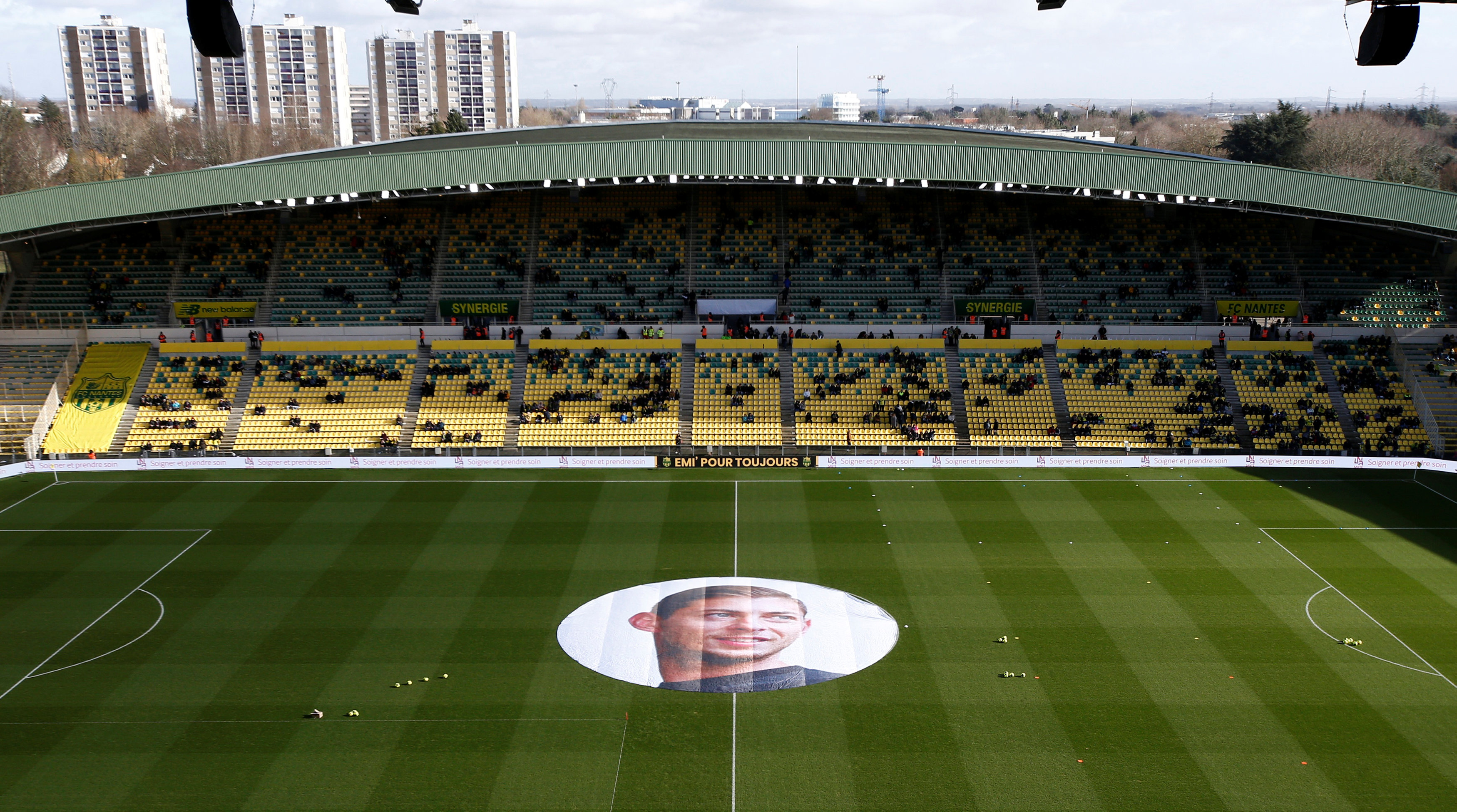 南特队逼平对手,尽力争取表现在法甲联赛的简单介绍 南特队逼平对手,尽力争取表现在法甲联赛的简单介绍