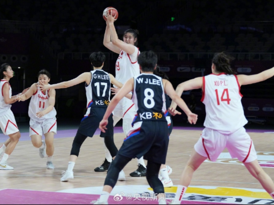 韩国队力求在篮球比赛中取得突破 韩国队力求在篮球比赛中取得突破