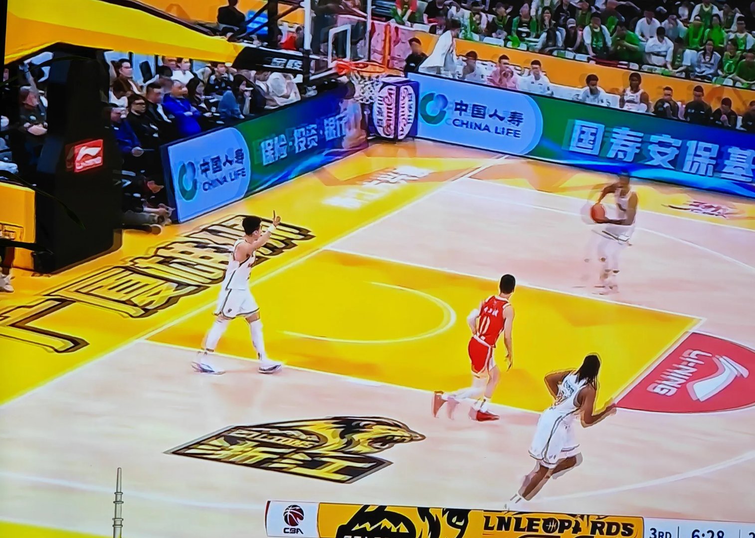 关于辽宁队在比赛中展现出火热状态,取得令人瞩目胜利的信息 关于辽宁队在比赛中展现出火热状态,取得令人瞩目胜利的信息