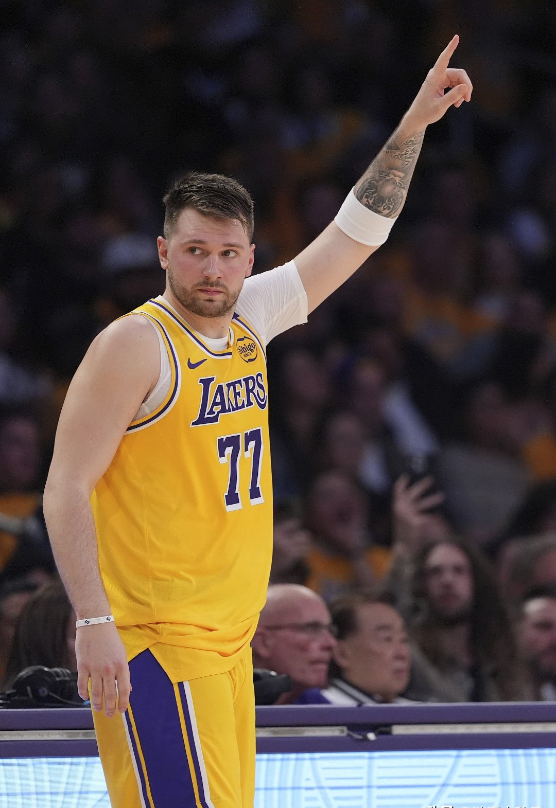 独行侠新星卢卡·东契奇获得NBA最有价值球员奖的简单介绍