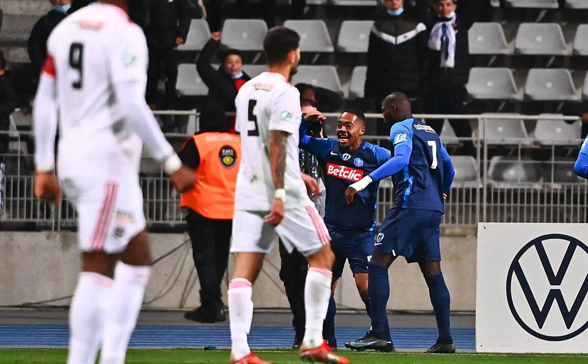 里昂将对阵拜仁慕尼黑,激烈对决一触即发的简单介绍 里昂将对阵拜仁慕尼黑,激烈对决一触即发的简单介绍