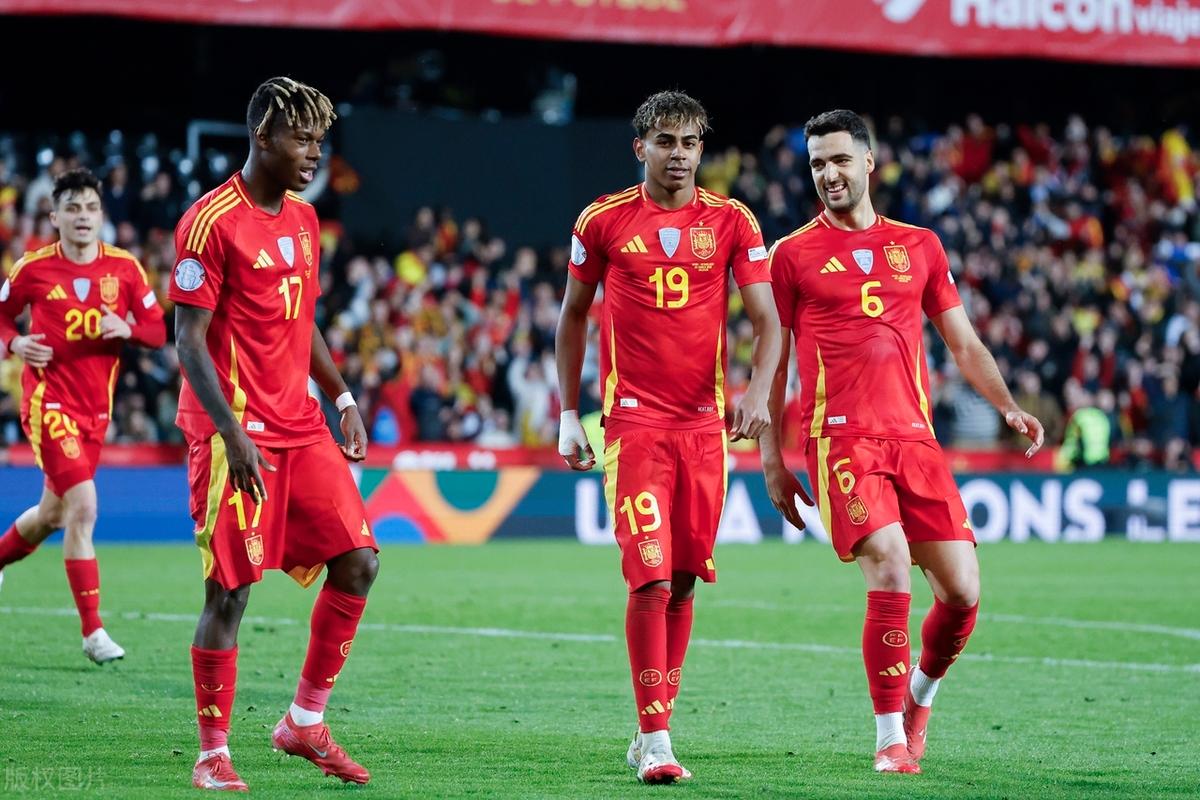 关于西班牙队连胜获佳绩,教练组整体满意表现的信息 关于西班牙队连胜获佳绩,教练组整体满意表现的信息