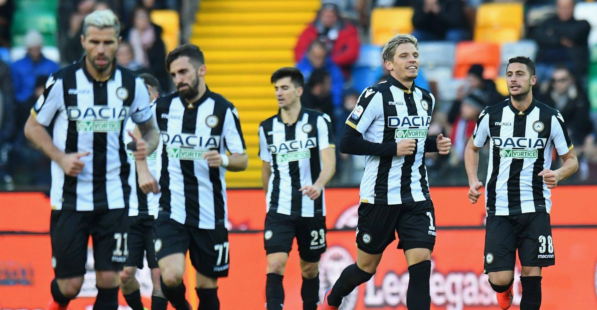 佛罗伦萨客场逆转乌迪内斯，完美收官