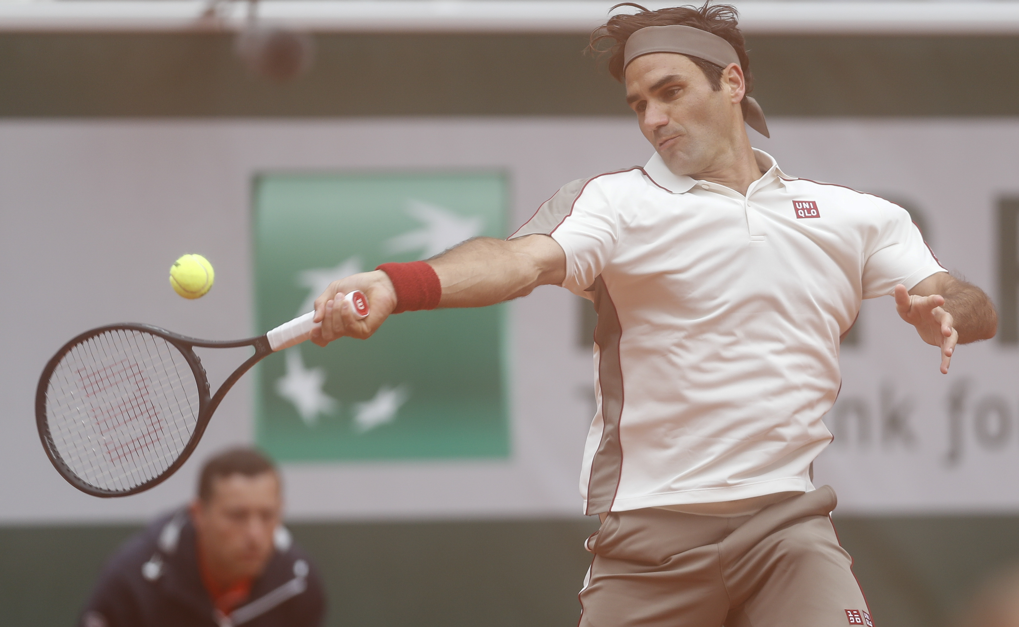 包含欧洲网球队险胜英国网球队,纳达尔统治全场的词条 包含欧洲网球队险胜英国网球队,纳达尔统治全场的词条