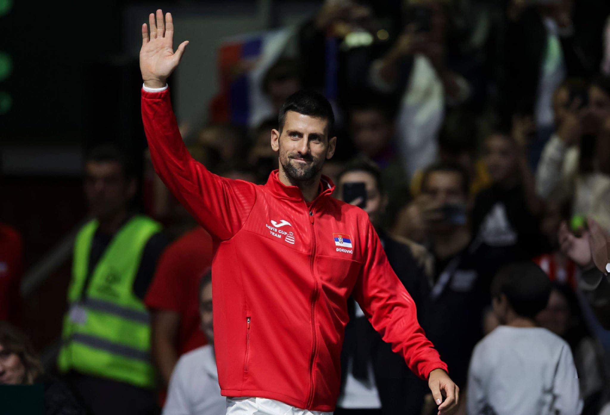 关于年终总决赛绝杀戴维斯杯，德约科维奇点燃赛场的信息