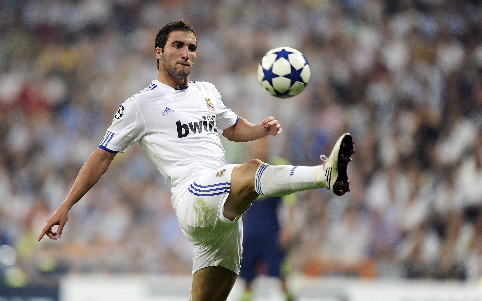 绝境翻盘!托尼一剑封喉,南非奇迹逆转那不勒斯