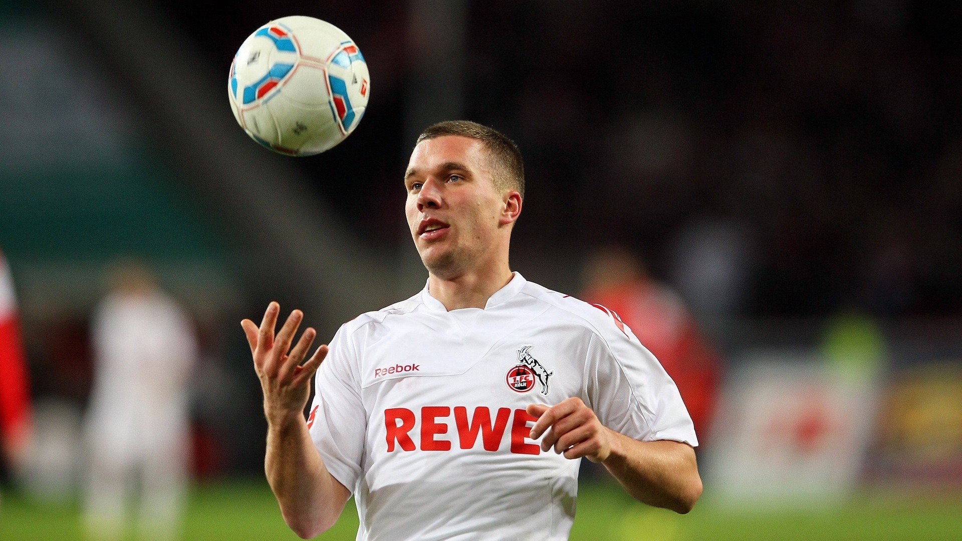 伊布统治全场，阿尔及利亚最后时刻绝杀马里