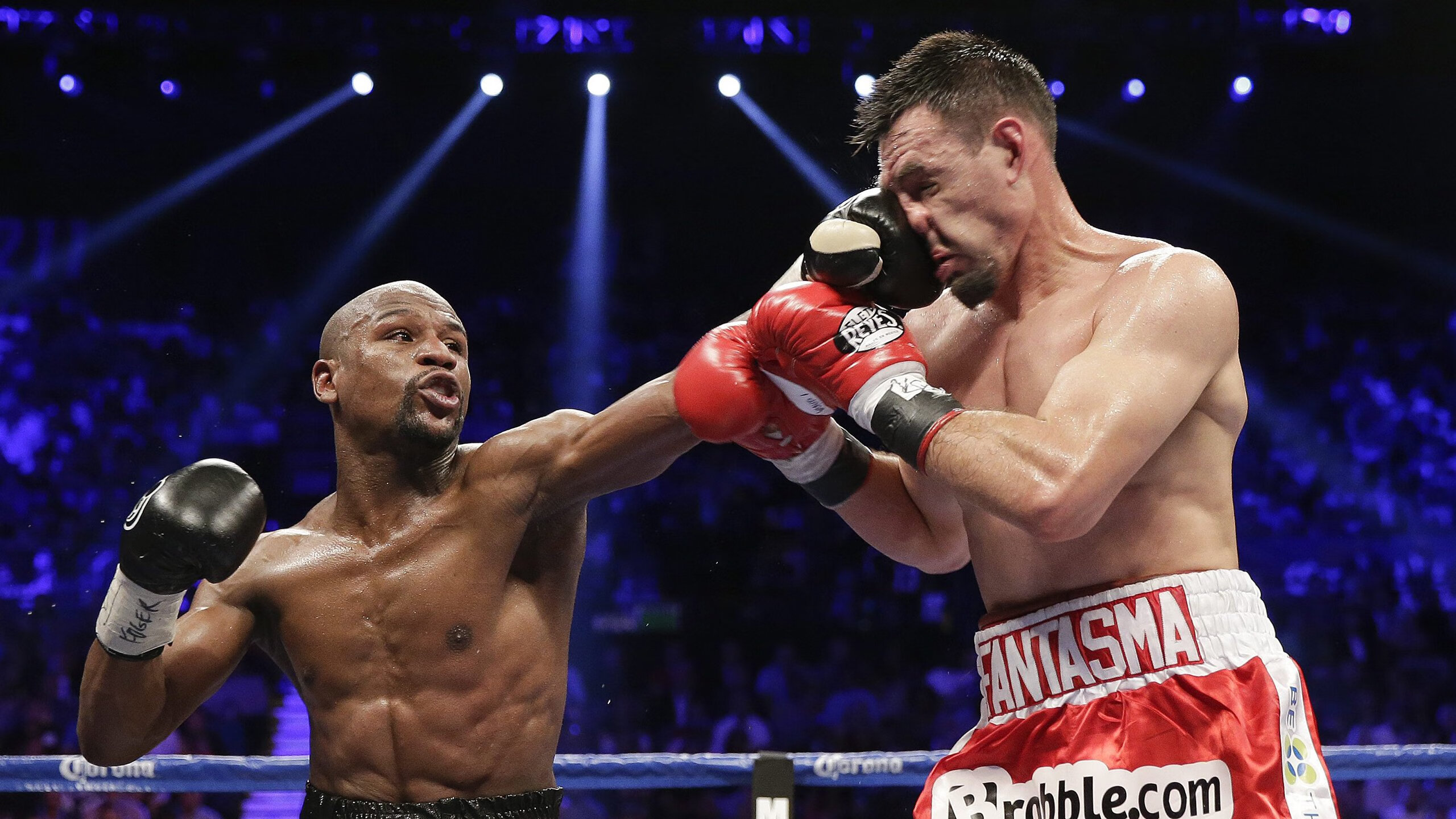 舞台与重压，从伊布的传奇到乌克兰的坚韧