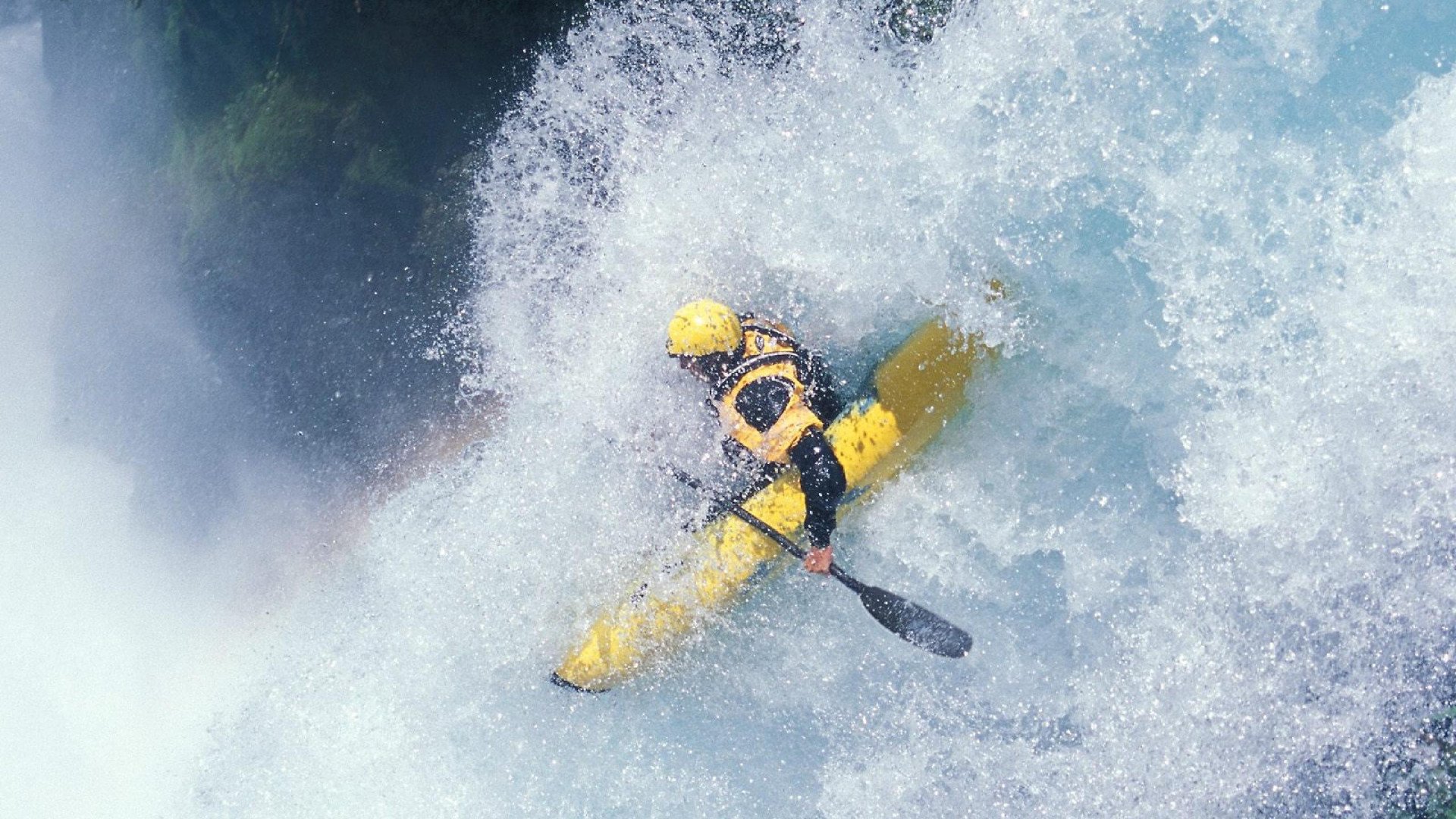 东决关键战焦点战，哥伦比亚轻取巴西，南美足球新秩序初现