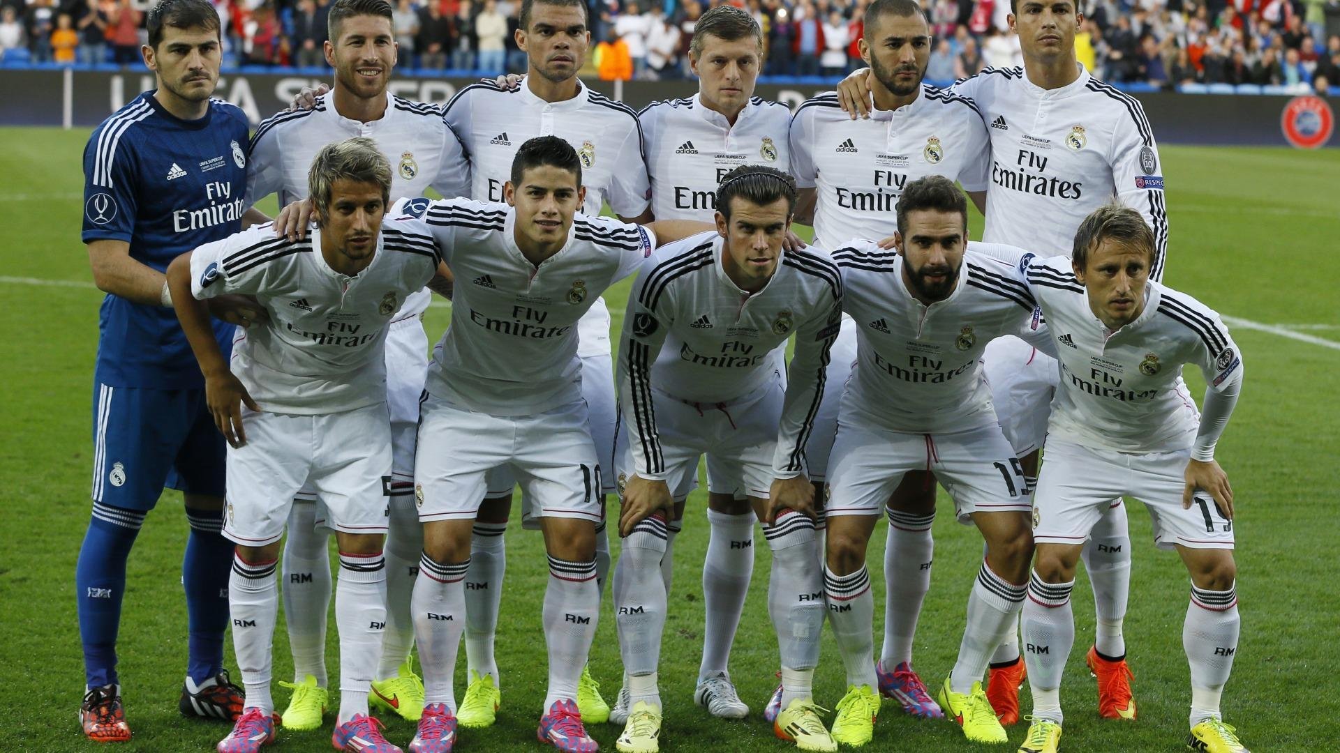 从碾压到扛起，当团队胜利与个人英雄主义在赛场上交织